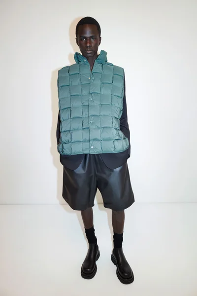 Look 9